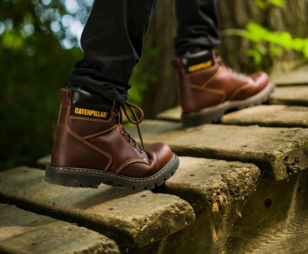 Cat Footwear Men's Second Shift Work Boot